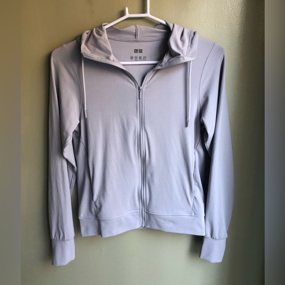 Uniqlo Womens AIRism Mesh UV Protection Full-Zip Hoodie Grey Size: XS